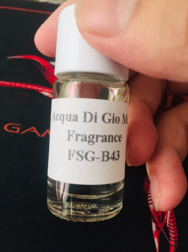 Perfume oil Perfume oil