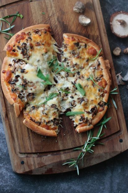 1604570742918903.jpg the-mushroom-pizza.jpg