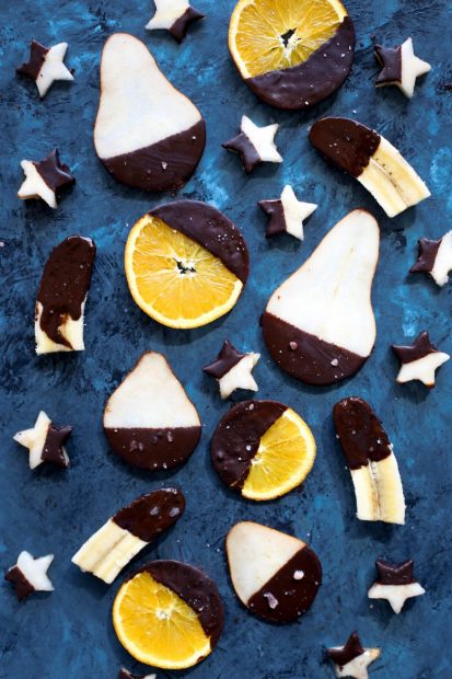 1604570916529977.jpg fruits-dipped-in-chocolate.jpg